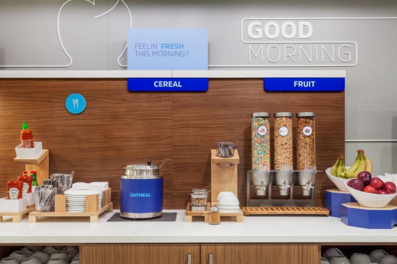 Holiday Inn Express & Suites - Austin - Manor By Ihg Exteriör bild